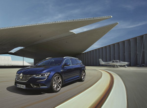 1-Renault-Talisman-Estate